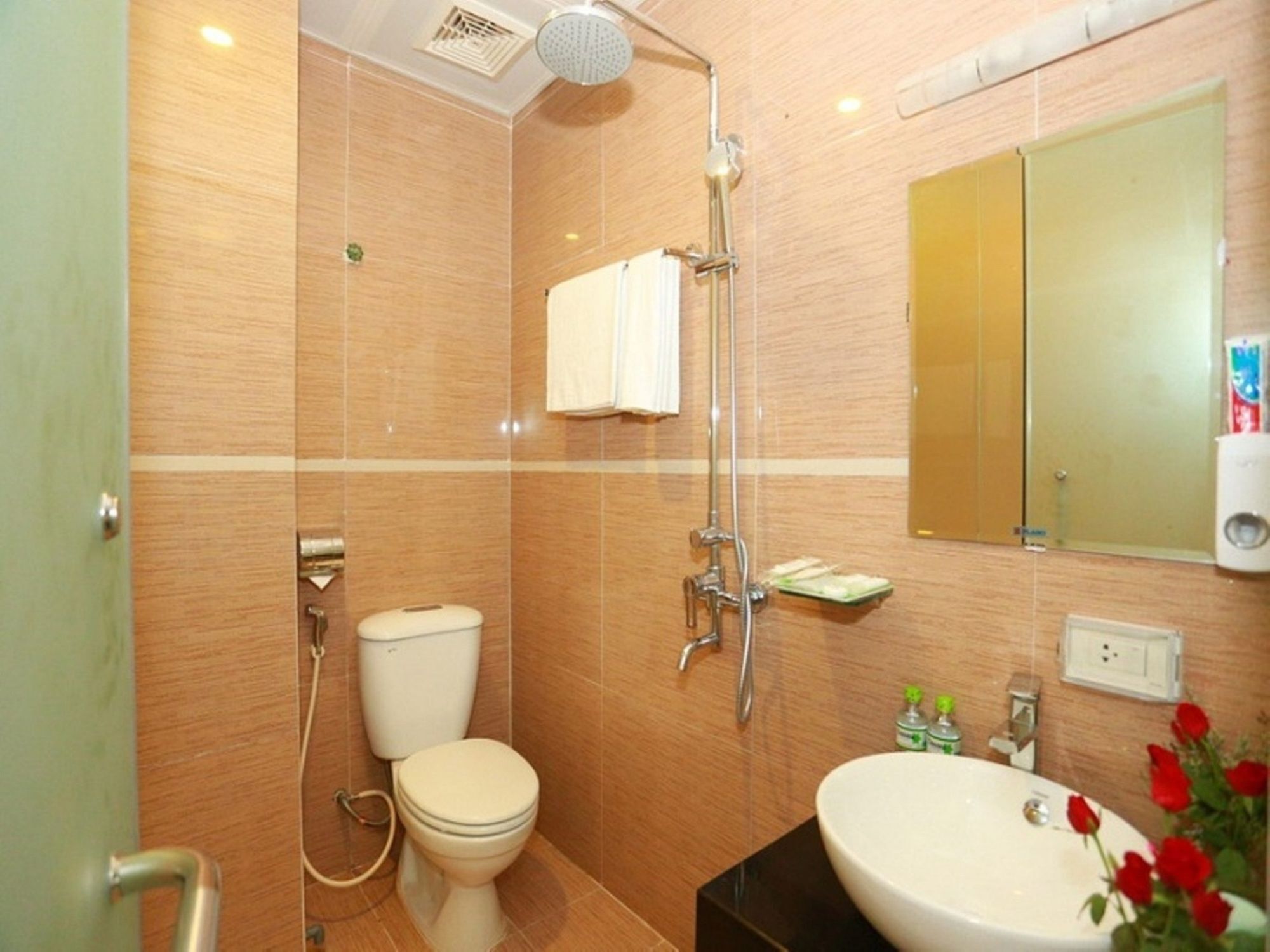 Oyo 210 Saki Hotel Hanoi Eksteriør billede